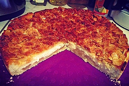 Bienenstich Apple Pie 42
