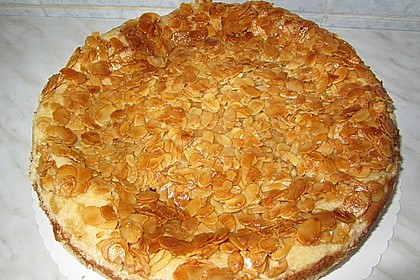Bienenstich Apple Pie 17