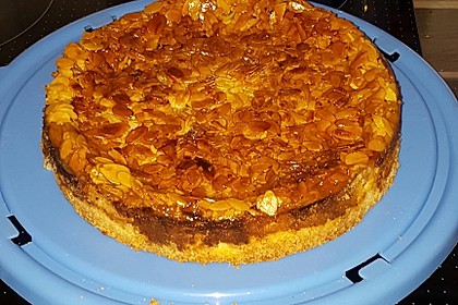 Bienenstich Apple Pie 52