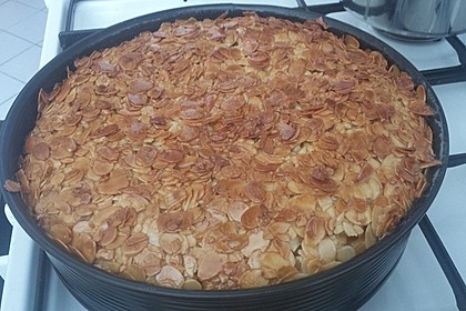 Bienenstich Apple Pie 55