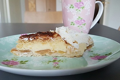 Bienenstich Apple Pie 27
