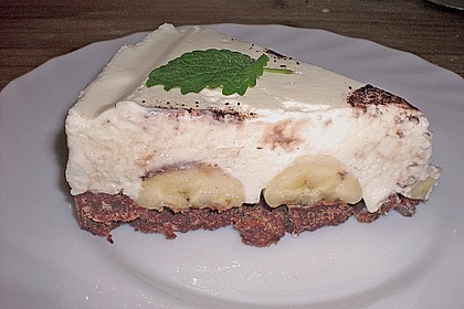 Banana Caramel Cream Cheese Pie 7