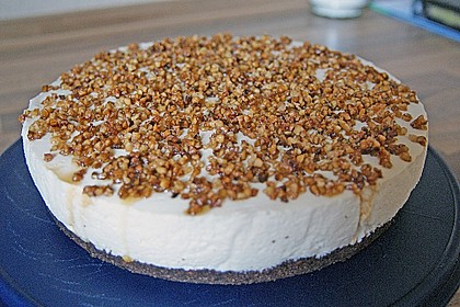 Banana Caramel Cream Cheese Pie 9
