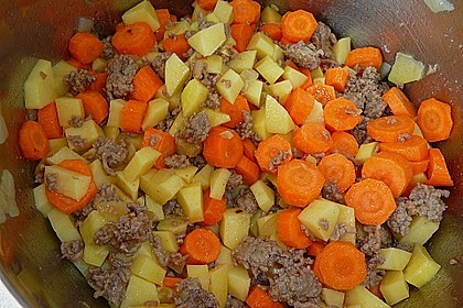 Hackfleisch - Kartoffel - M&ouml;hren - Eintopf 13