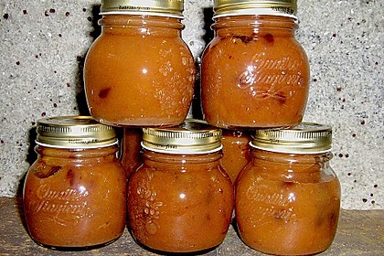 Orangenmarmelade mit Kastanien, Schokolade und Orangenlik&ouml;r