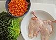 Supreme vom H&auml;hnchen auf M&ouml;hren an Wirsing und M&ouml;hrensauce