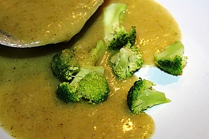 Brokkoli - Creme - Suppe 2
