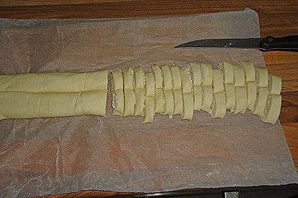 Schweine&ouml;hrchen mit Schafsk&auml;se 1