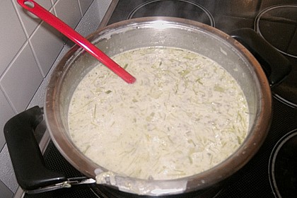 K&auml;se - Lauch - Suppe mit Hackfleisch 3