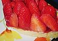 Erdbeertorte mit ganzen Beeren