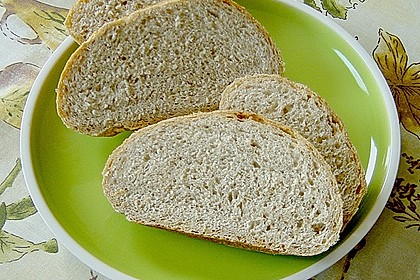 W&uuml;rziges Roggenmischbrot 9