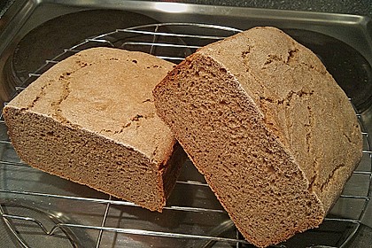 W&uuml;rziges Roggenmischbrot 22