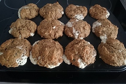 Herzhafte Muffins mit Schafskäse 5