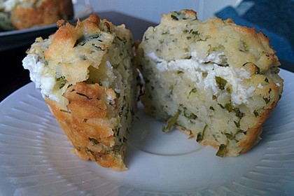 Herzhafte Muffins mit Schafskäse 2