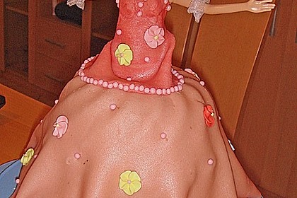 Barbie-Torte 212