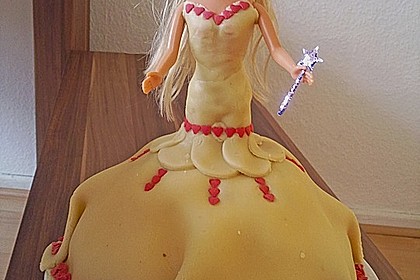 Barbie-Torte 330