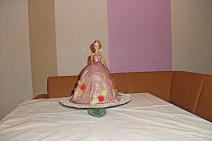Barbie-Torte 221