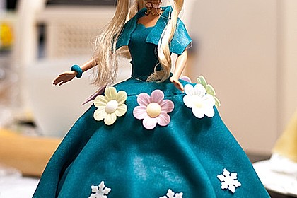 Barbie-Torte 60