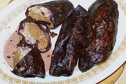 Rotkrautwickel gef&uuml;llt mit Naturreis und Hackfleisch
