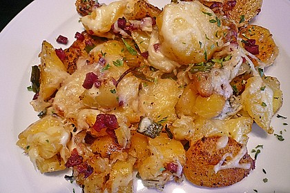 Bratkartoffeln mit Porree und Käse