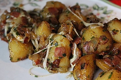 Bratkartoffeln mit Porree und Käse 2