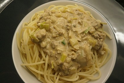 Spaghetti mit Käse - Hackfleisch - Sauce