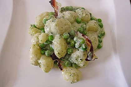 Gnocchi in Pestosahne