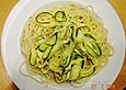 Zucchini - Spaghetti mit Curry