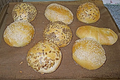 Frühstücksbrötchen 32