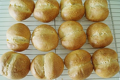 Frühstücksbrötchen 13