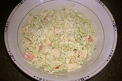 Mellys Chinakohlsalat mit Senf - Joghurtdressing