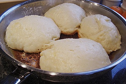 Salzige Dampfnudeln 7