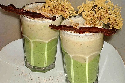 Latte Macchiato von der Erbse