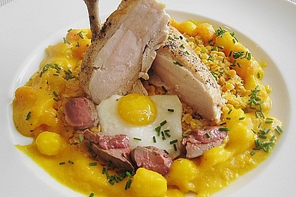 H&auml;hnchenbrust auf der Haut gebraten mit roten Linsen, Mango und Papaya 3