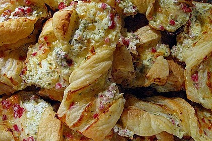 Bl&auml;tterteig - Schinken - K&auml;se - Stangen 24