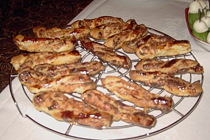 Bl&auml;tterteig - Schinken - K&auml;se - Stangen 59