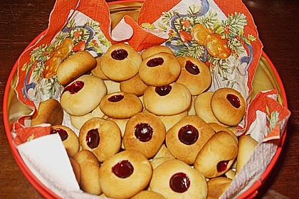 Marzipanbällchen mit Himbeergelee - Füllung 11