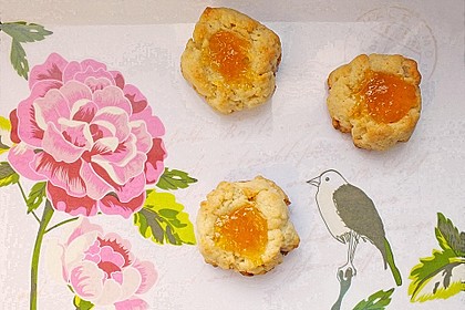 Marzipanbällchen mit Himbeergelee - Füllung 8