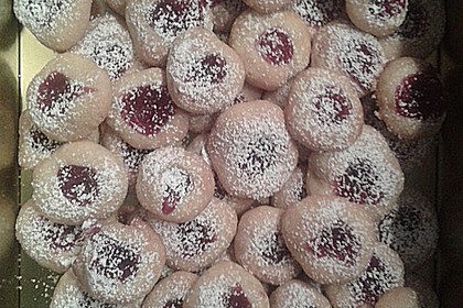 Marzipanbällchen mit Himbeergelee - Füllung 10