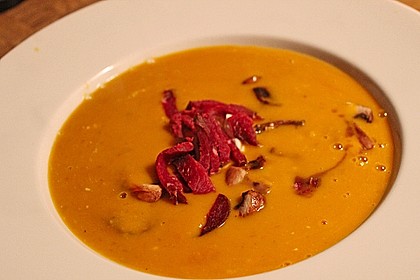 Kürbissuppe mit Maroni