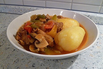 Ungarisches Gulasch 38