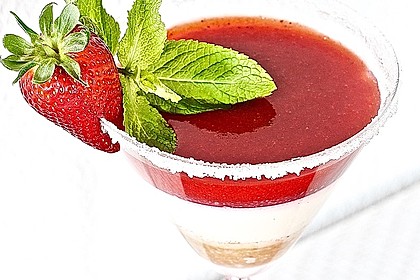 Panna cotta mit Erdbeersauce 3