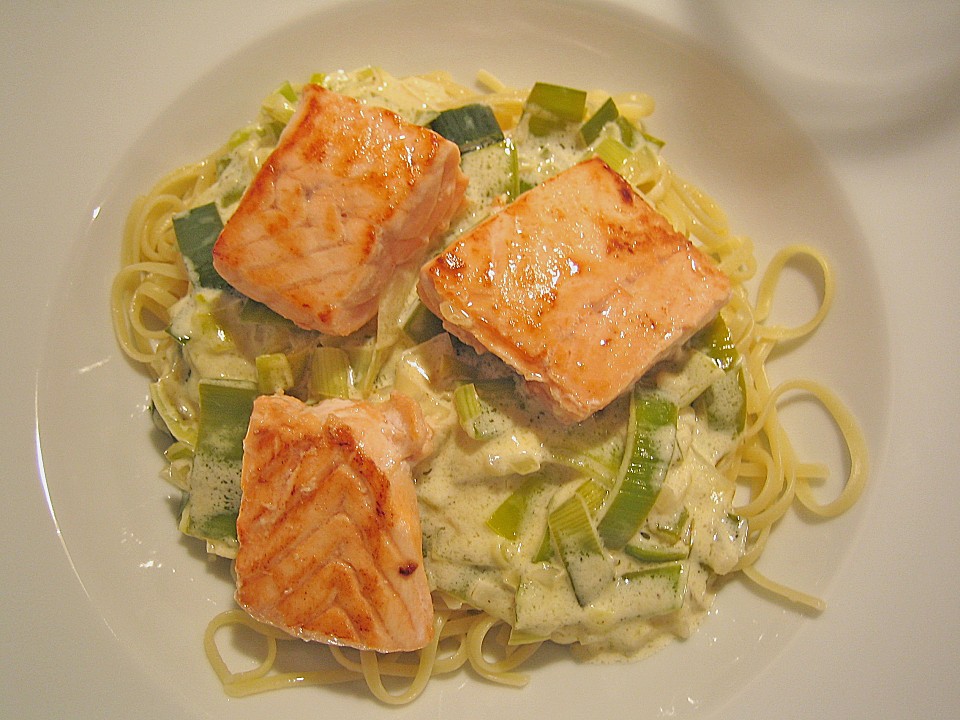 Gebratener Lachs auf Tagliatelle von Petra Regina | Chefkoch.de