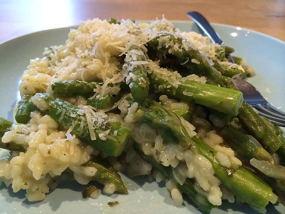 Risotto mit grünem Spargel und Parmesan von Käthe | Chefkoch.de