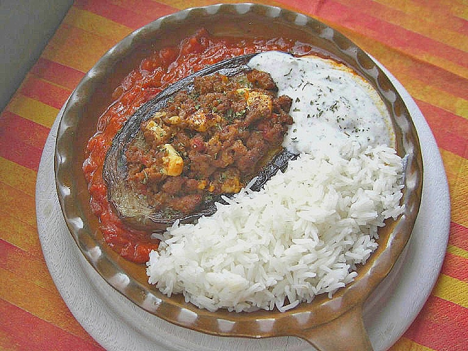 Gefüllte Auberginen auf türkische Art von Sister | Chefkoch.de