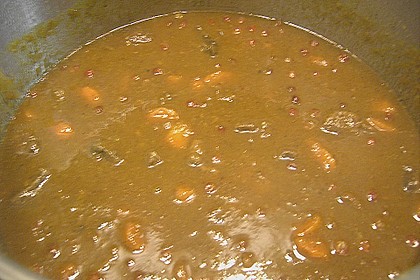 Hirschgulasch mit Preiselbeeren und Haselnussspätzle 17
