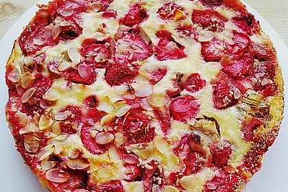 Rhabarber-Erdbeer-Kuchen