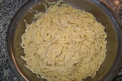 Hausgemachte Spätzle 77