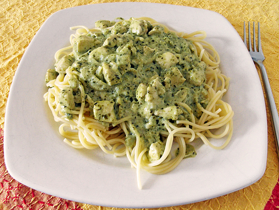 Pesto - Sahne - Sauce zu Pasta von divyam | Chefkoch.de