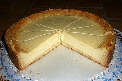 Käsekuchen cremig zart 13